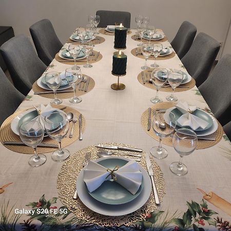 Geresmarinahouse Villa Bagian luar foto