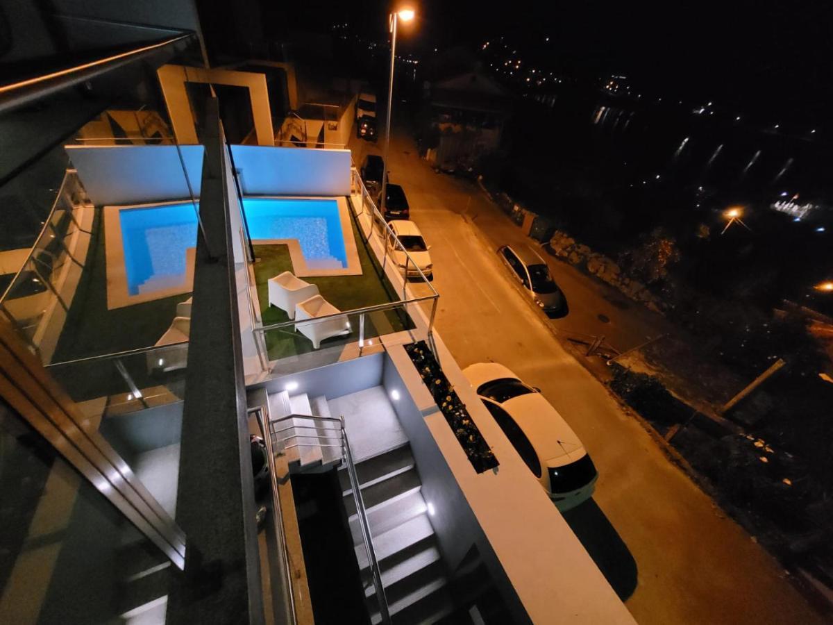 Geresmarinahouse Villa Bagian luar foto