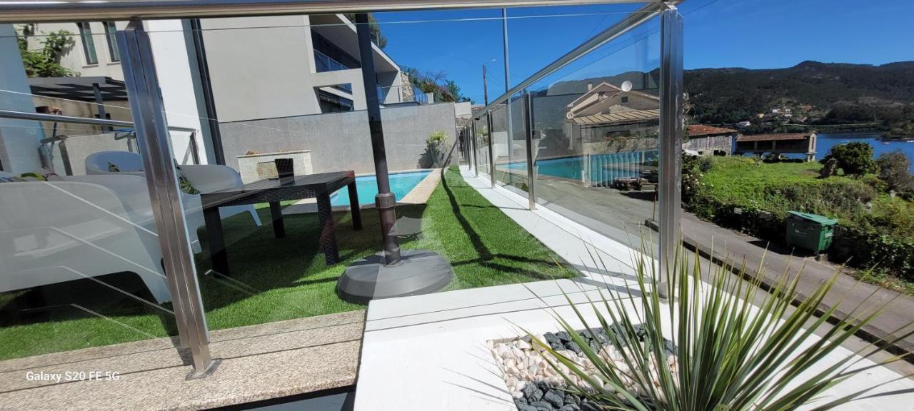 Geresmarinahouse Villa Bagian luar foto