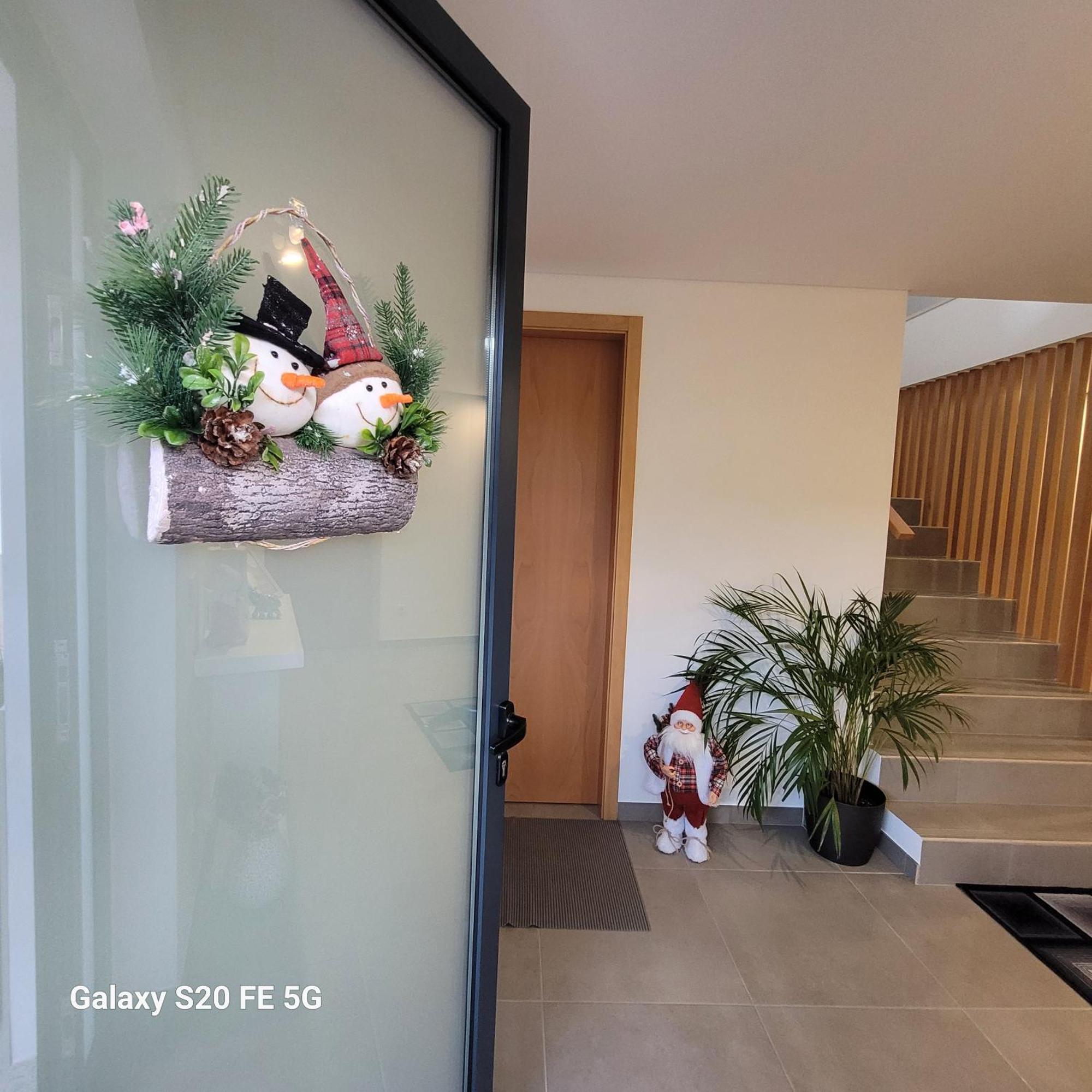 Geresmarinahouse Villa Bagian luar foto